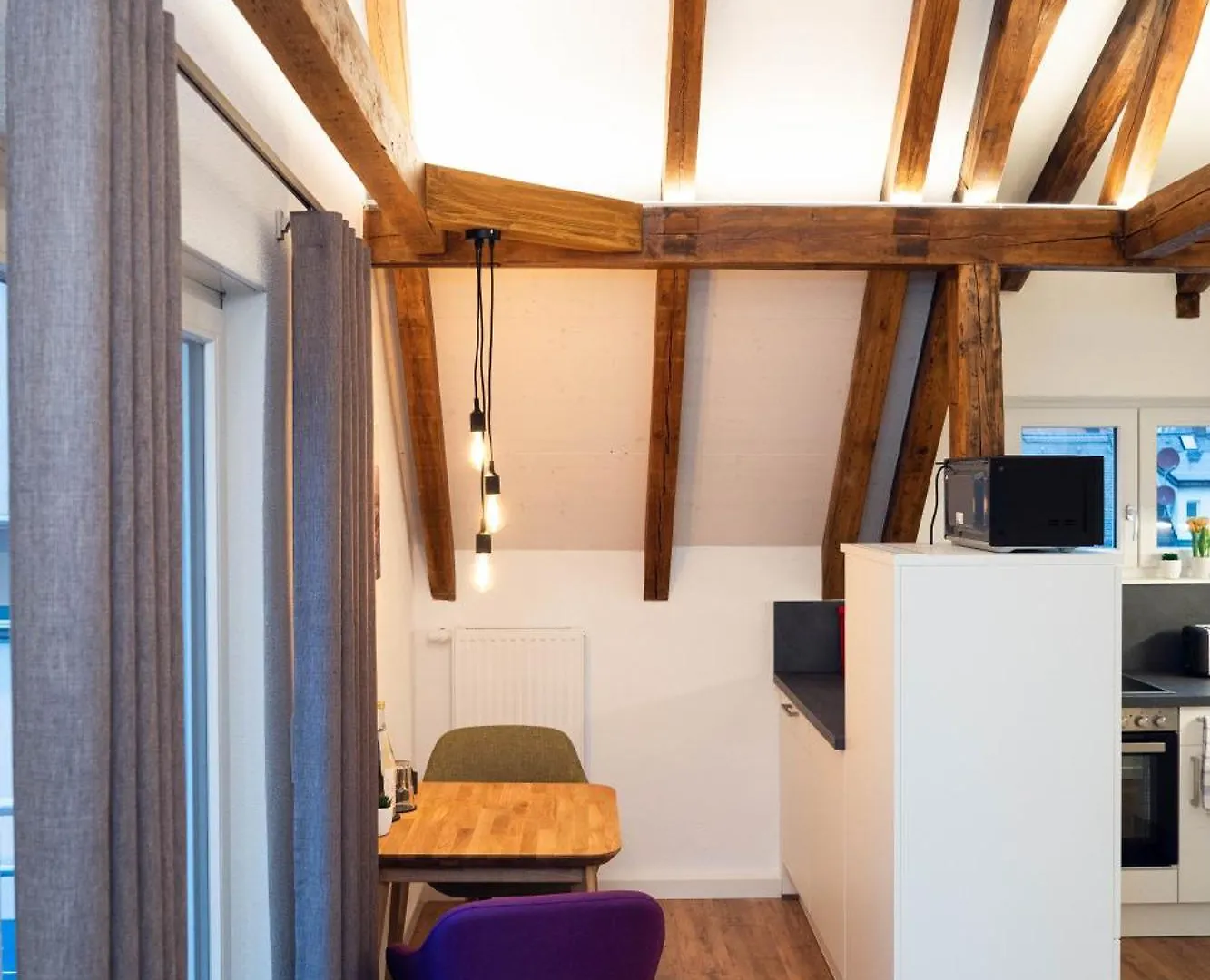 Amberg Apart - Apartment-Wohnung 3 - Wohnraum Auf Zeit 0*,  Germany